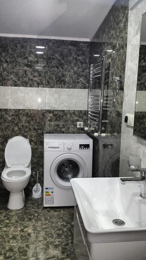 Your Home In Tbilisi Buitenkant foto